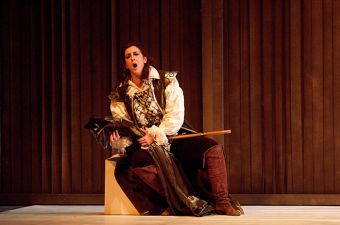 Handel Alcina | Greek National Opera | Ruggiero: Mary-Ellen Nesi | Stage director: Panaghis Pagoulatos | Conductor: Miltos Logiadis | photo © Stefanos
