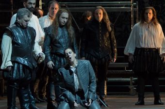 Bellini/I Capuleti e i Montecchi/Greek National Opera/Romeo: Mary-Ellen Nesi/Conductor: Lukas Karytinos/ photo credit: Aktiviadis